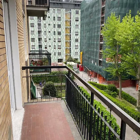 First Apartament Mediolan