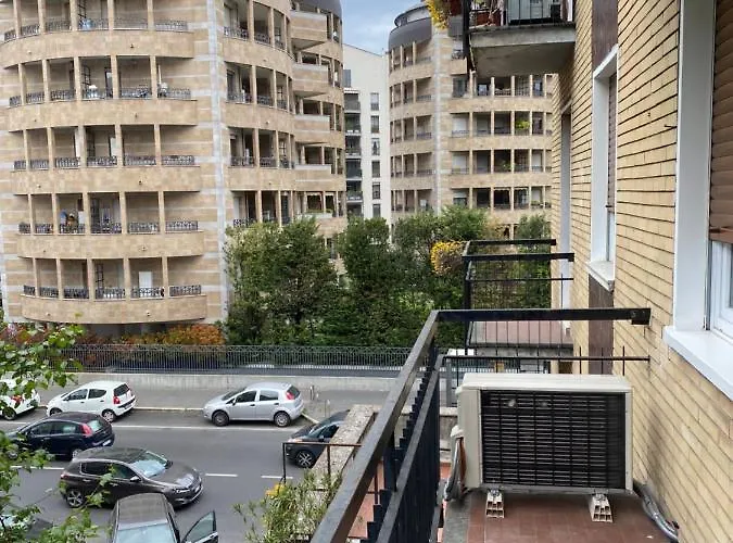 アパート First *